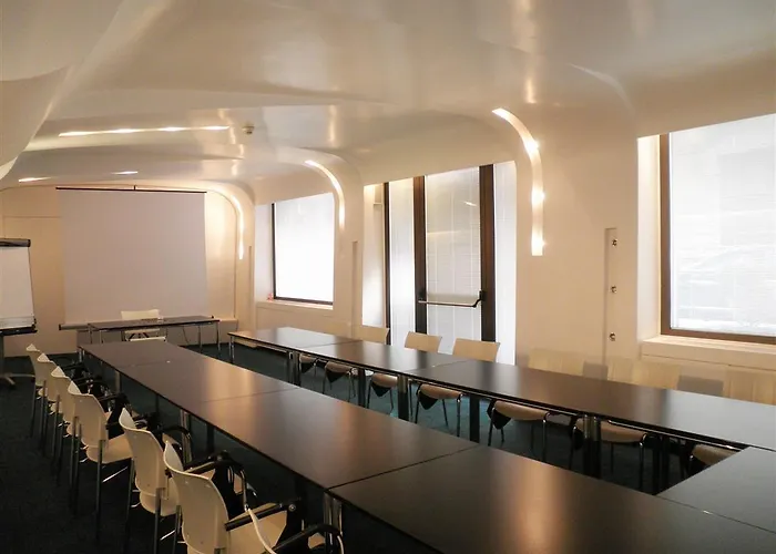 Albani Otel 4*